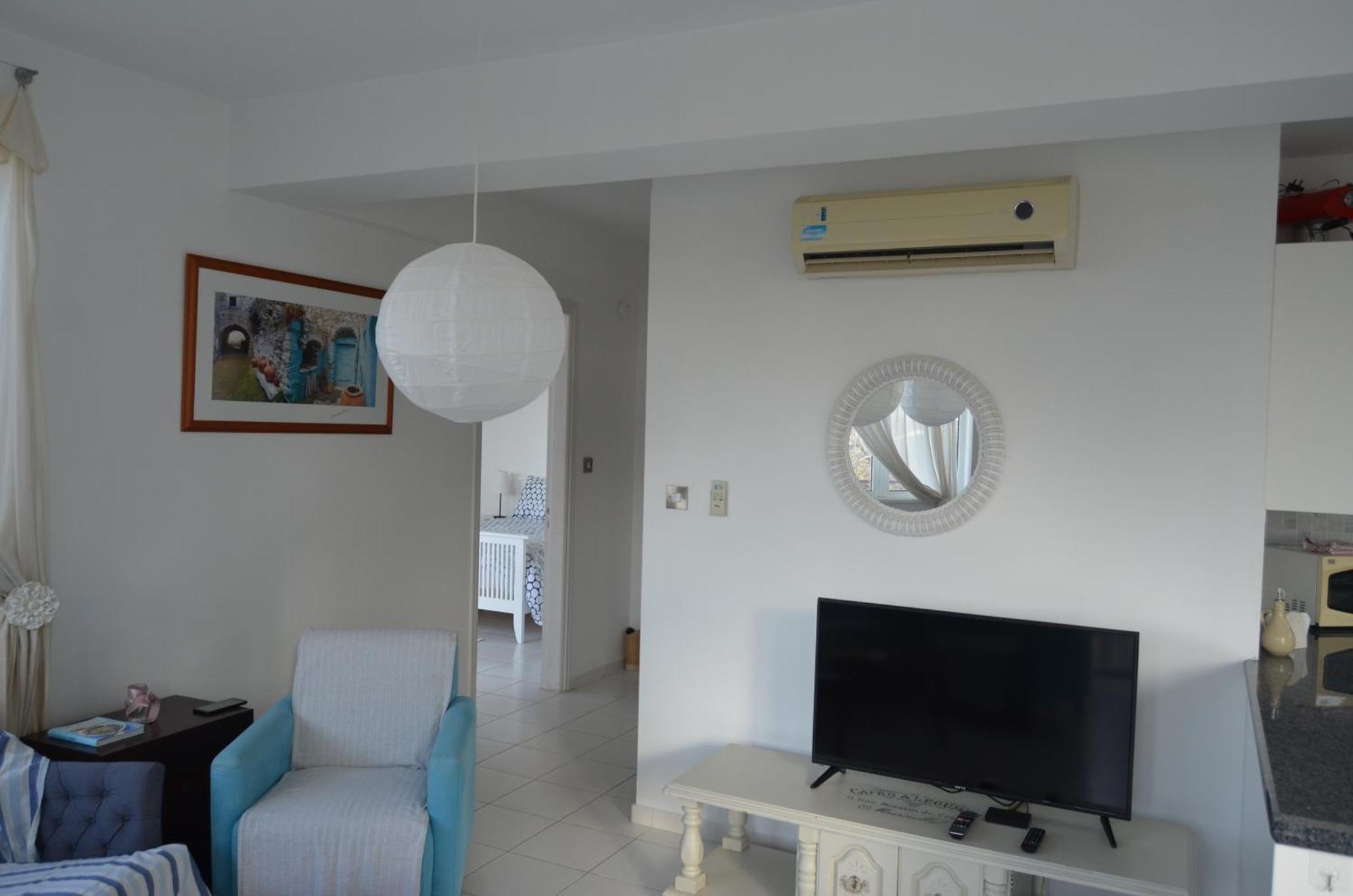 Apartamento Mia'S Cove Paphos Exterior foto